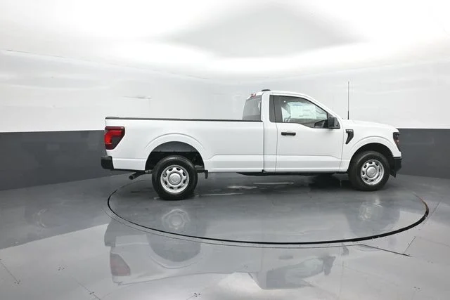New 2026 Oxford White Ford XL image 8