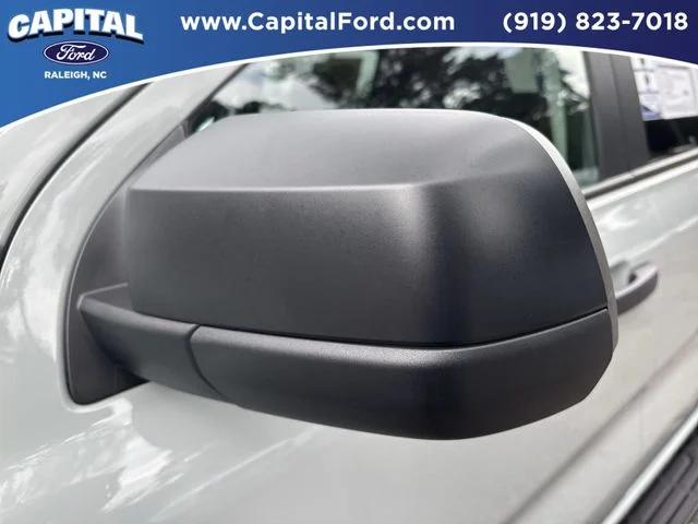 Used 2024 Green Ford XLT image 12