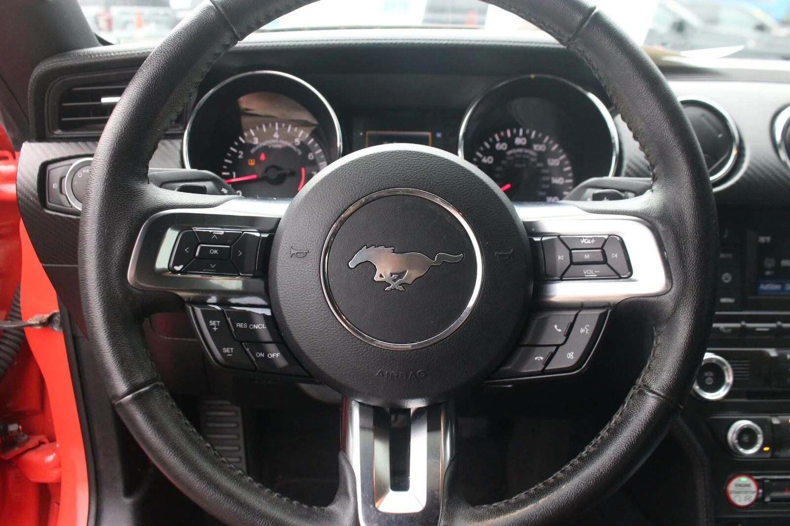 Used 2016  Ford V6 image 17