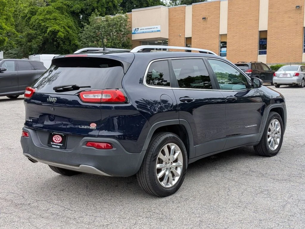 Used 2016 Blue Jeep Limited image 3