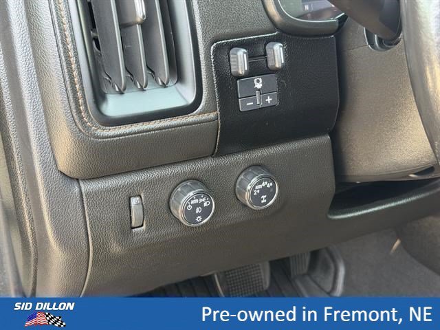 Used 2021 Desert Sand Metallic GMC 4WD AT4 w/Leather image 13