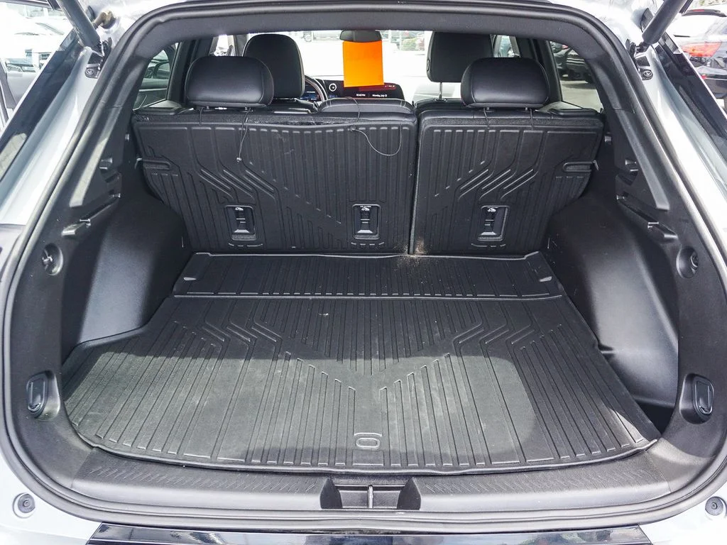 Used 2024 Gray Chevrolet RS image 24