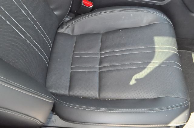 Used 2024  Honda EX-L image 21