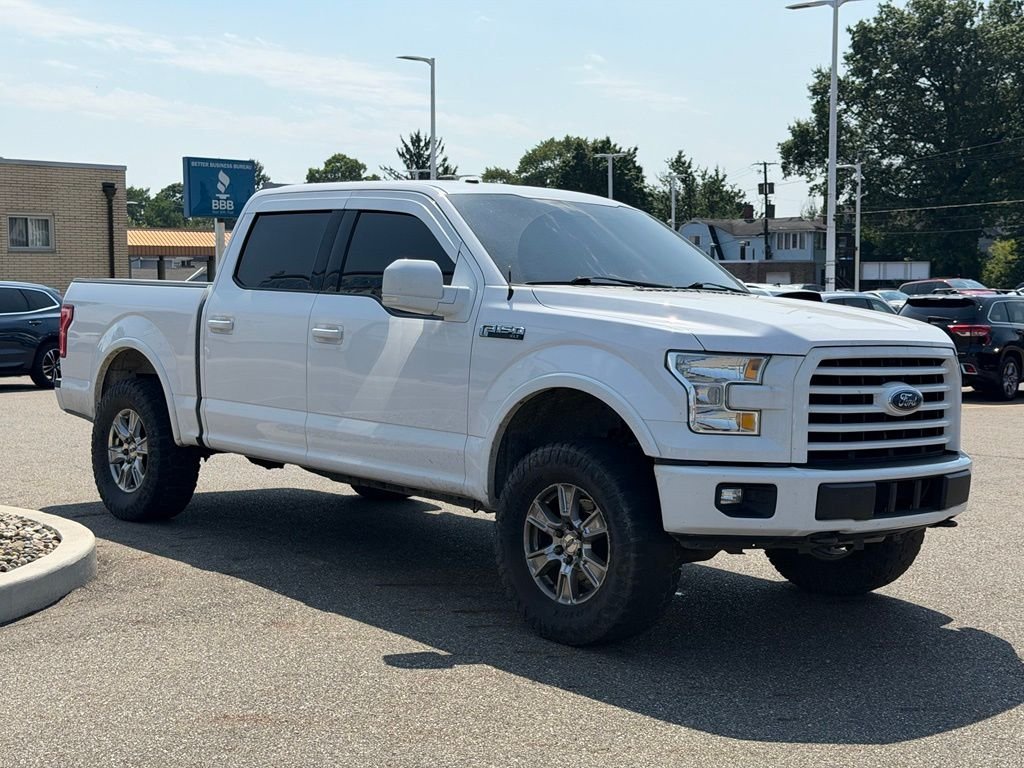 Used 2017  Ford  image 5