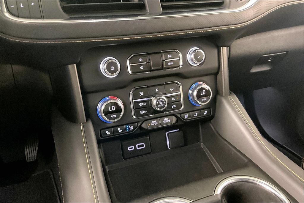 2023 GMC Yukon AT4 - Photo 8