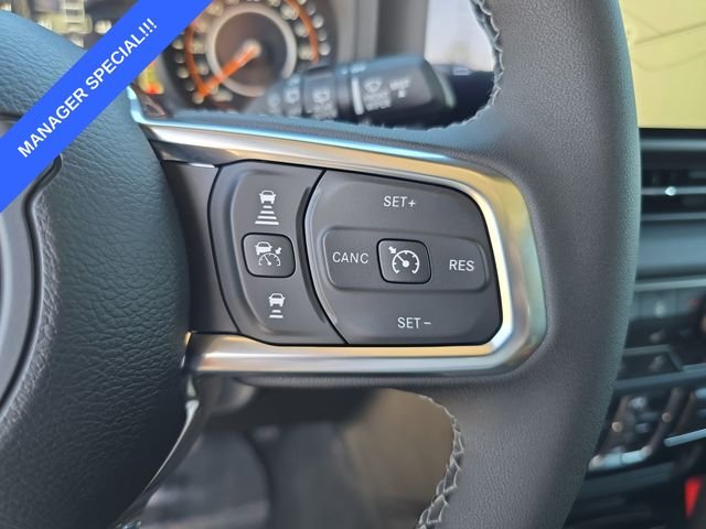 New 2026 Black Clear-Coat Exterior Paint Jeep Sahara image 24
