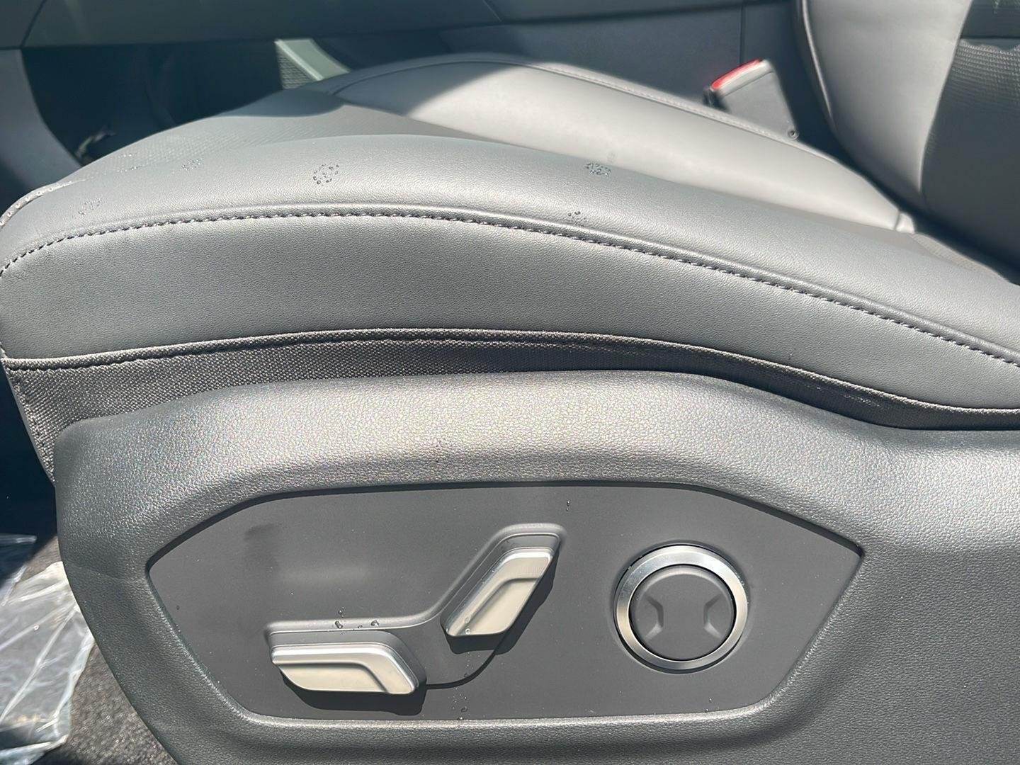 New 2026 Hampton Gray Hyundai SEL AWD image 22