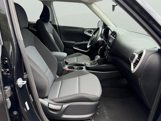 Used 2022 Black Kia LX image 12