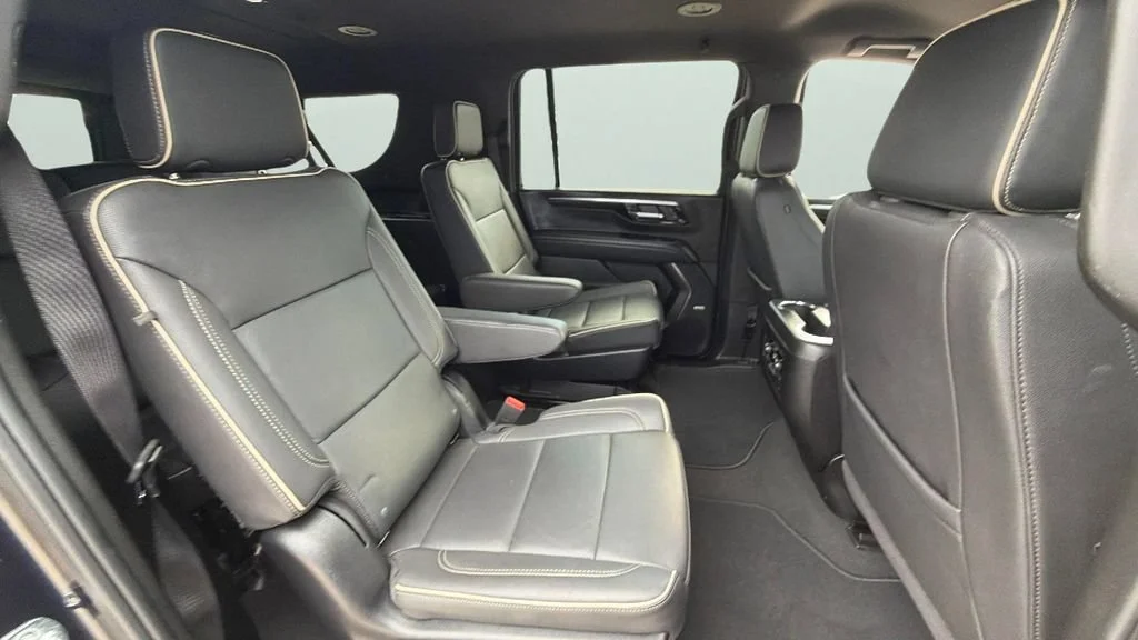 Used 2025 Dark Ash Metallic Chevrolet Premier image 32