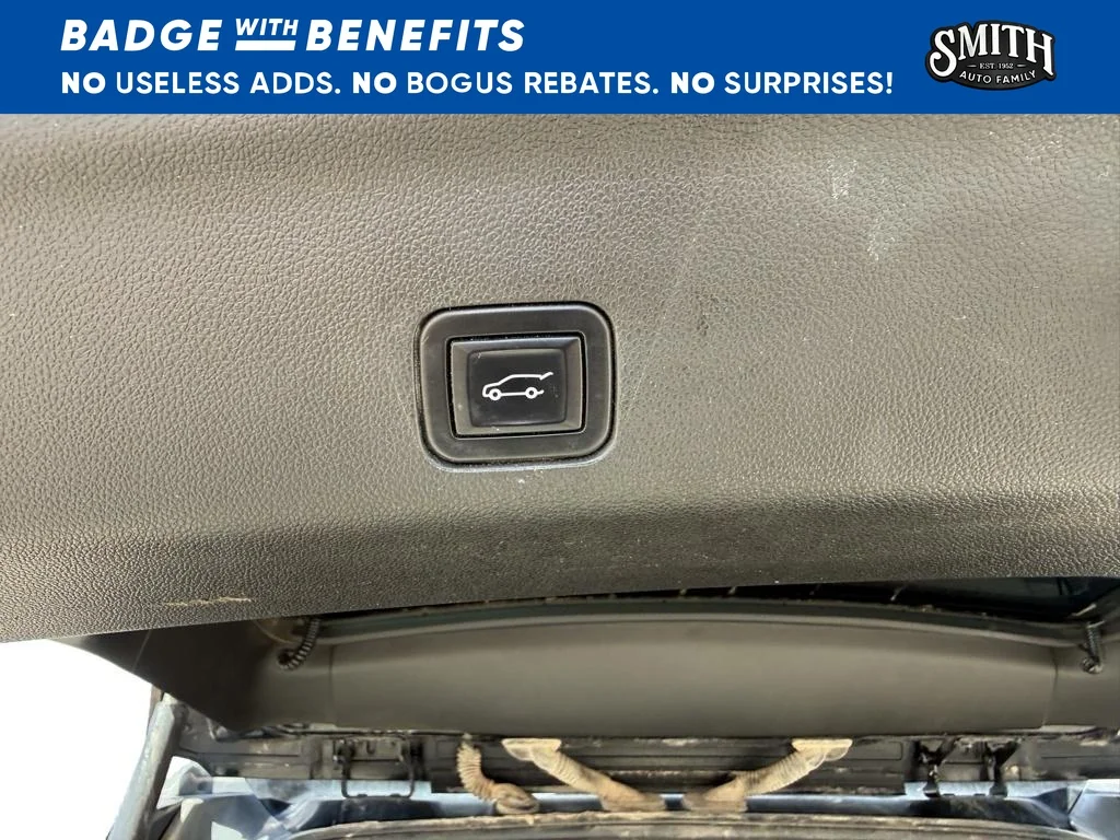 Used 2023 Onyx Black GMC Denali image 7