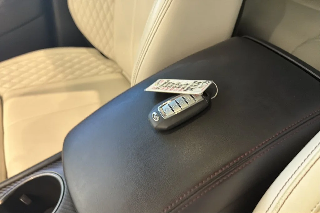 Used 2023 Black INFINITI Red Sport 400 image 32