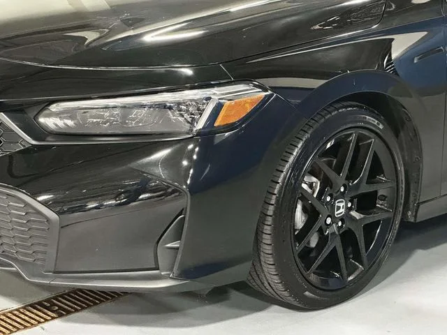 2025 Honda Civic Sport - Photo 10