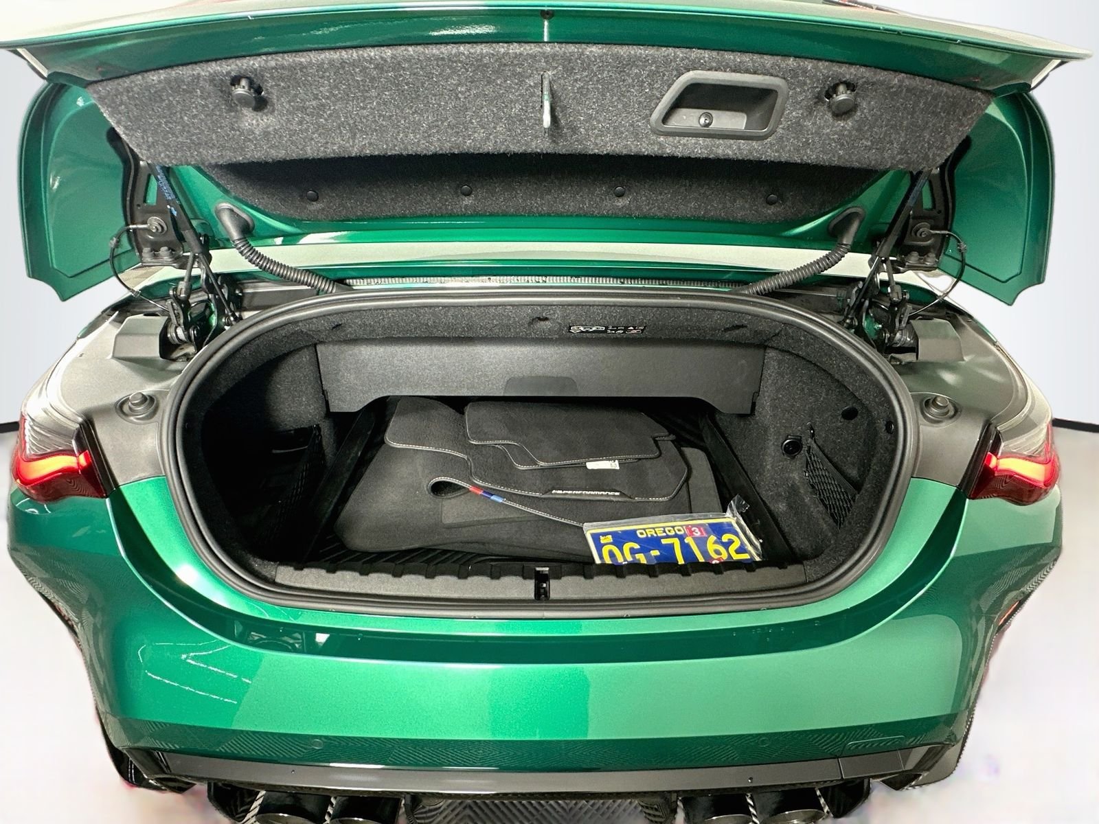 Used 2022 Isle of Man Green Metallic BMW Competition image 28