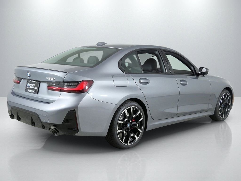 New 2026 Skyscraper Grey Metallic BMW 330i xDrive image 9