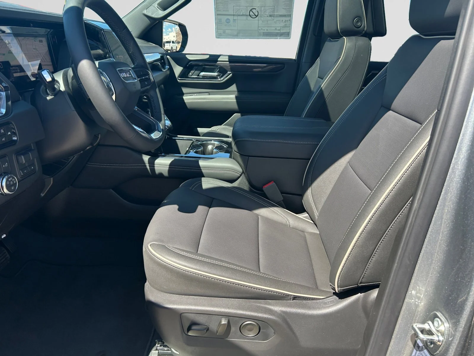New 2026 Sterling Metallic GMC Elevation image 15
