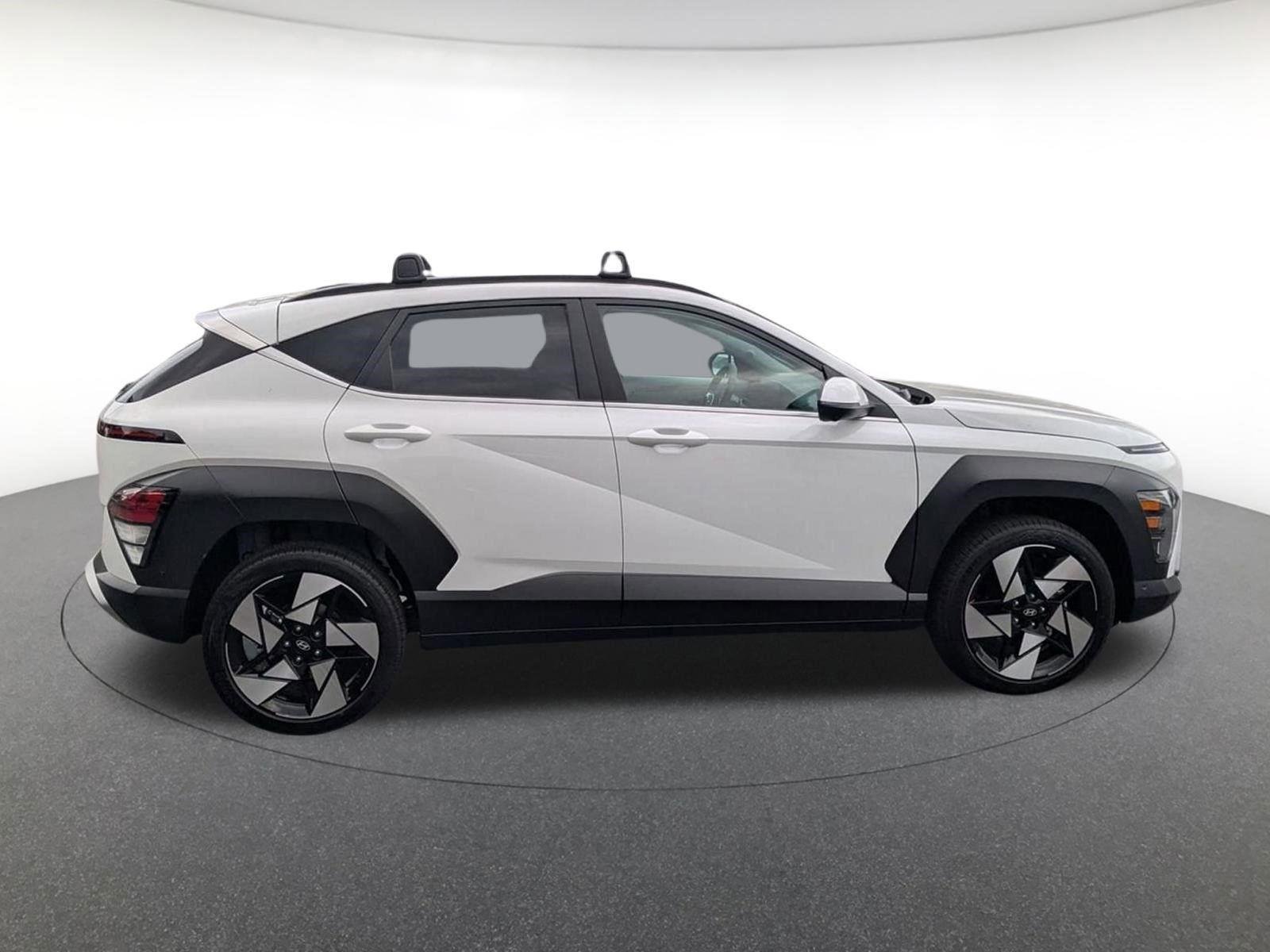 New 2026 Atlas White Hyundai Limited image 3