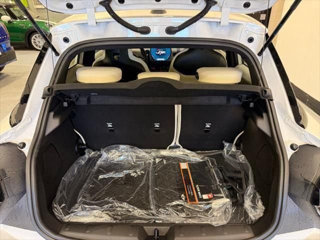 2025 MINI Hardtop 4 Door S - Photo 23