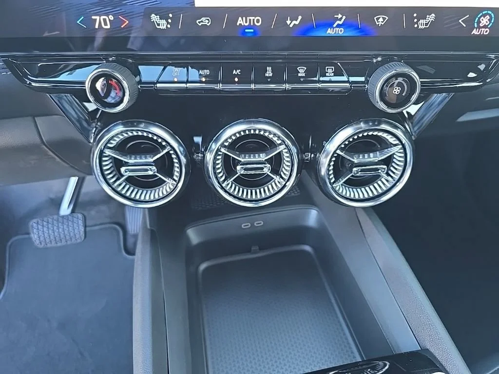 2026 Chevrolet Blazer EV LT - Photo 16
