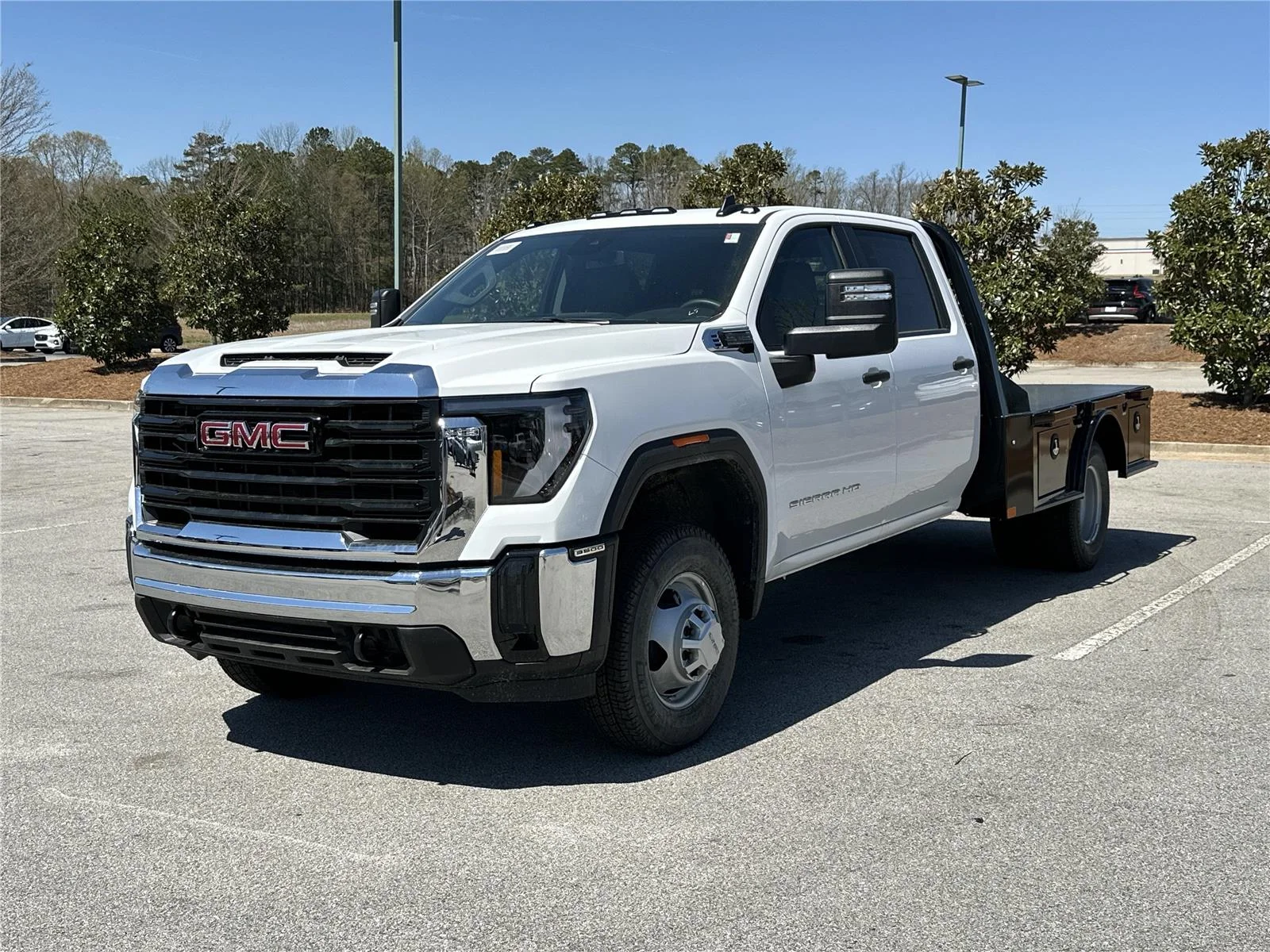 New 2025 Summit White GMC Pro image 3
