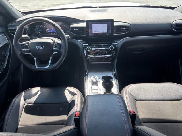 2024 Ford Explorer ST-LINE - Photo 12