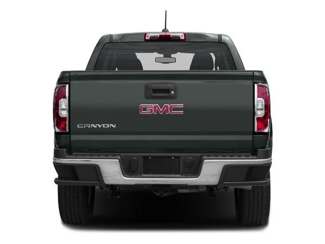 Used 2018 White GMC Base image 8