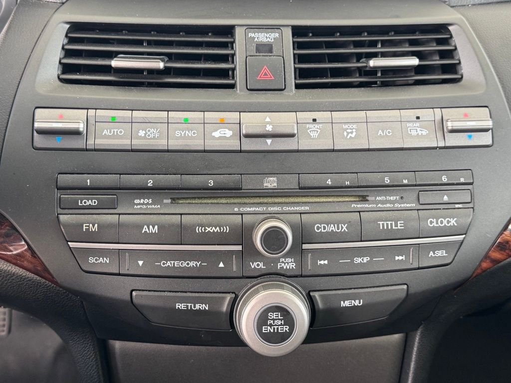 Used 2010  Honda EX-L image 31