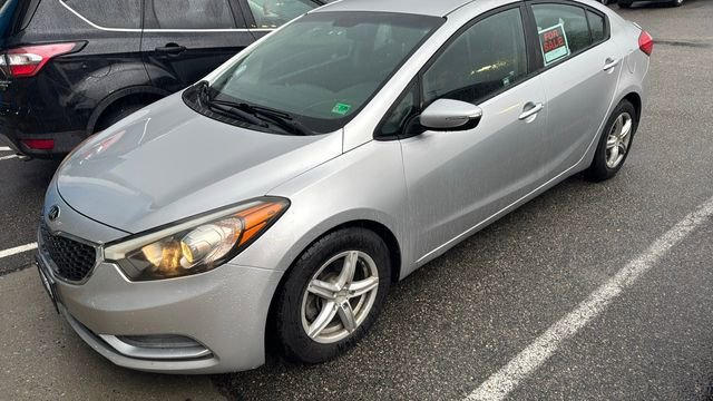 2015 Kia Forte LX AT's photo