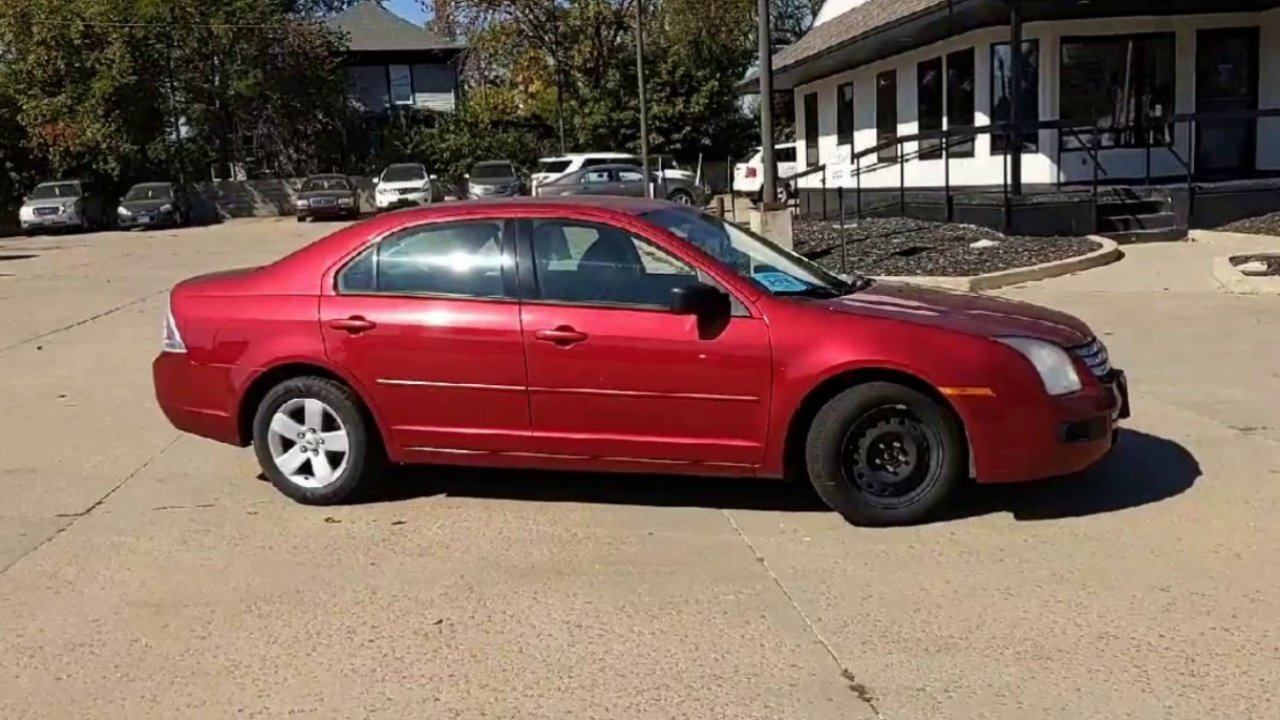 2009 Ford Fusion SE photo 2