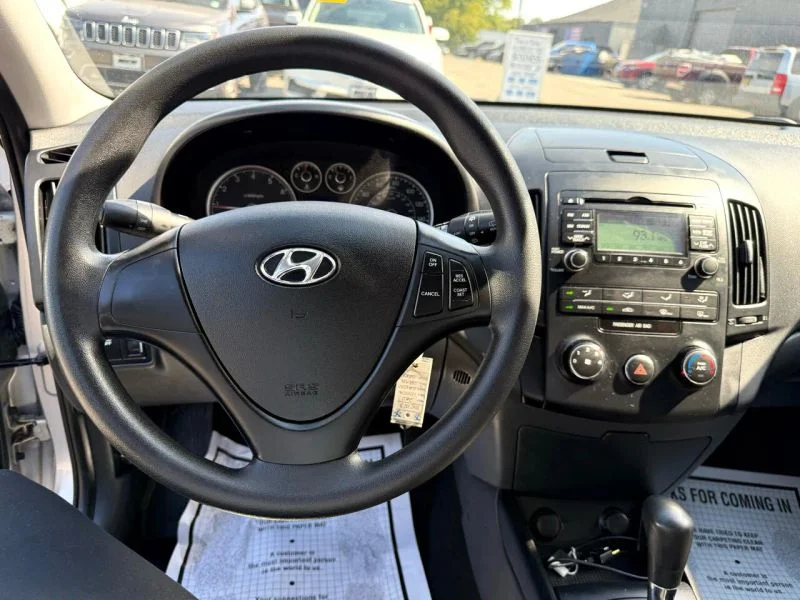 2011 Hyundai Elantra Touring GLS - Photo 37