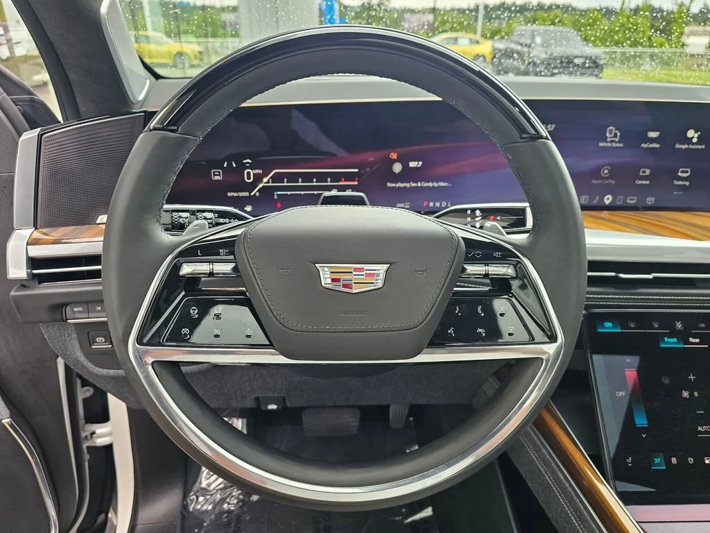 Certified Used 2025 Crystal White Tricoat Cadillac Sport Platinum image 28