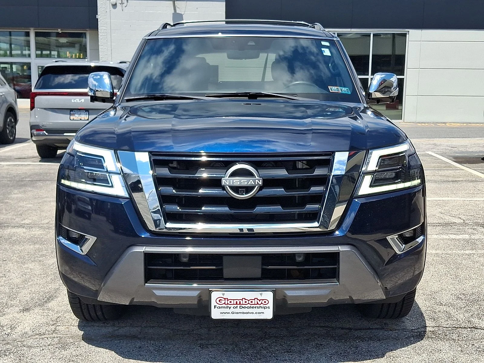 Used 2023 Blue Nissan Platinum image 7