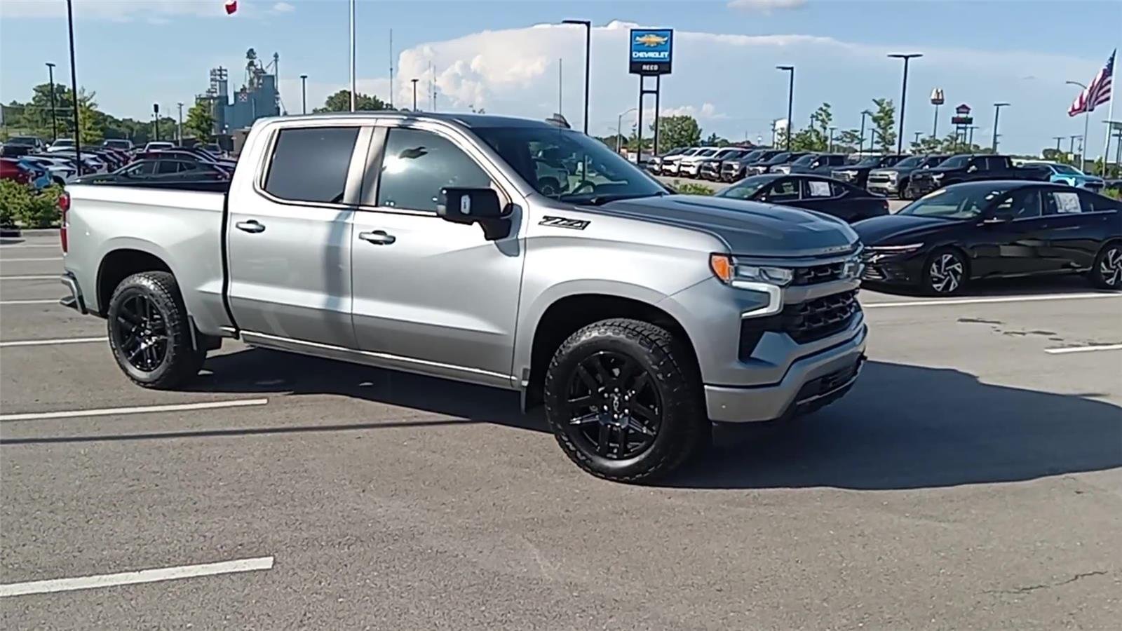 Used 2023 Chevrolet Silverado 1500 RST with VIN 2GCUDEED2P1127507 for sale in Kansas City