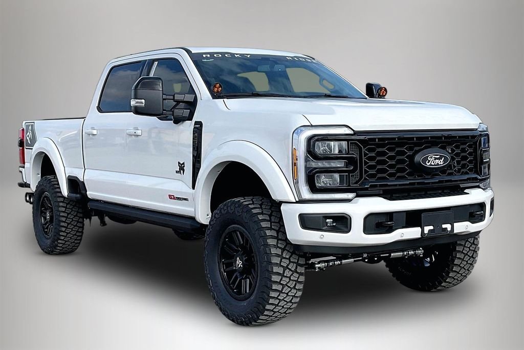 New 2026 Ford Super Duty F-250 Lariat 4D Crew Cab