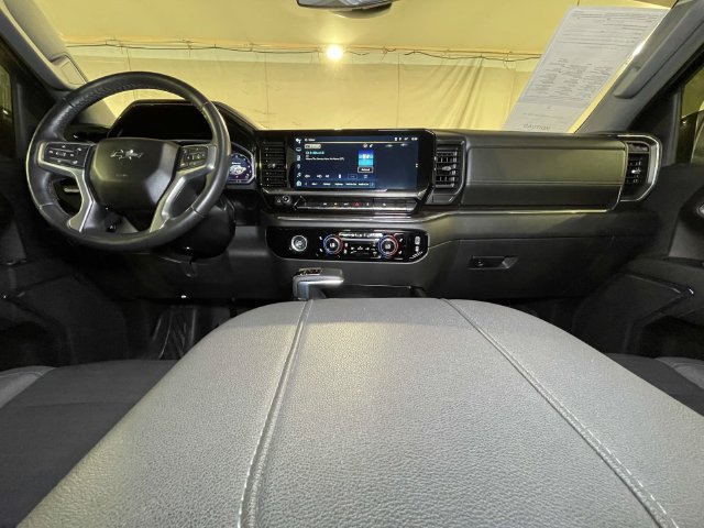 Used 2023 Red Chevrolet RST image 23