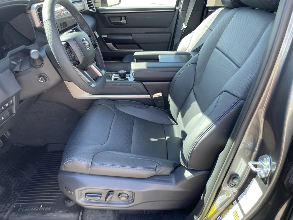 New 2026 Magnetic Gray Metallic Toyota Platinum image 16