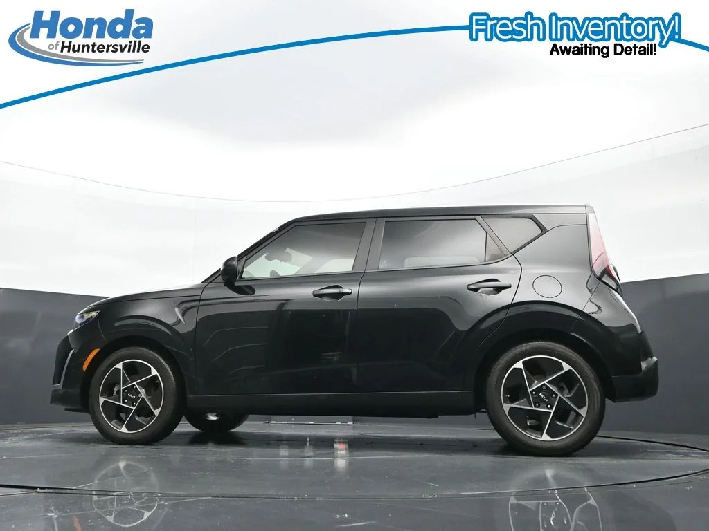 Used 2024 Black Kia EX image 28