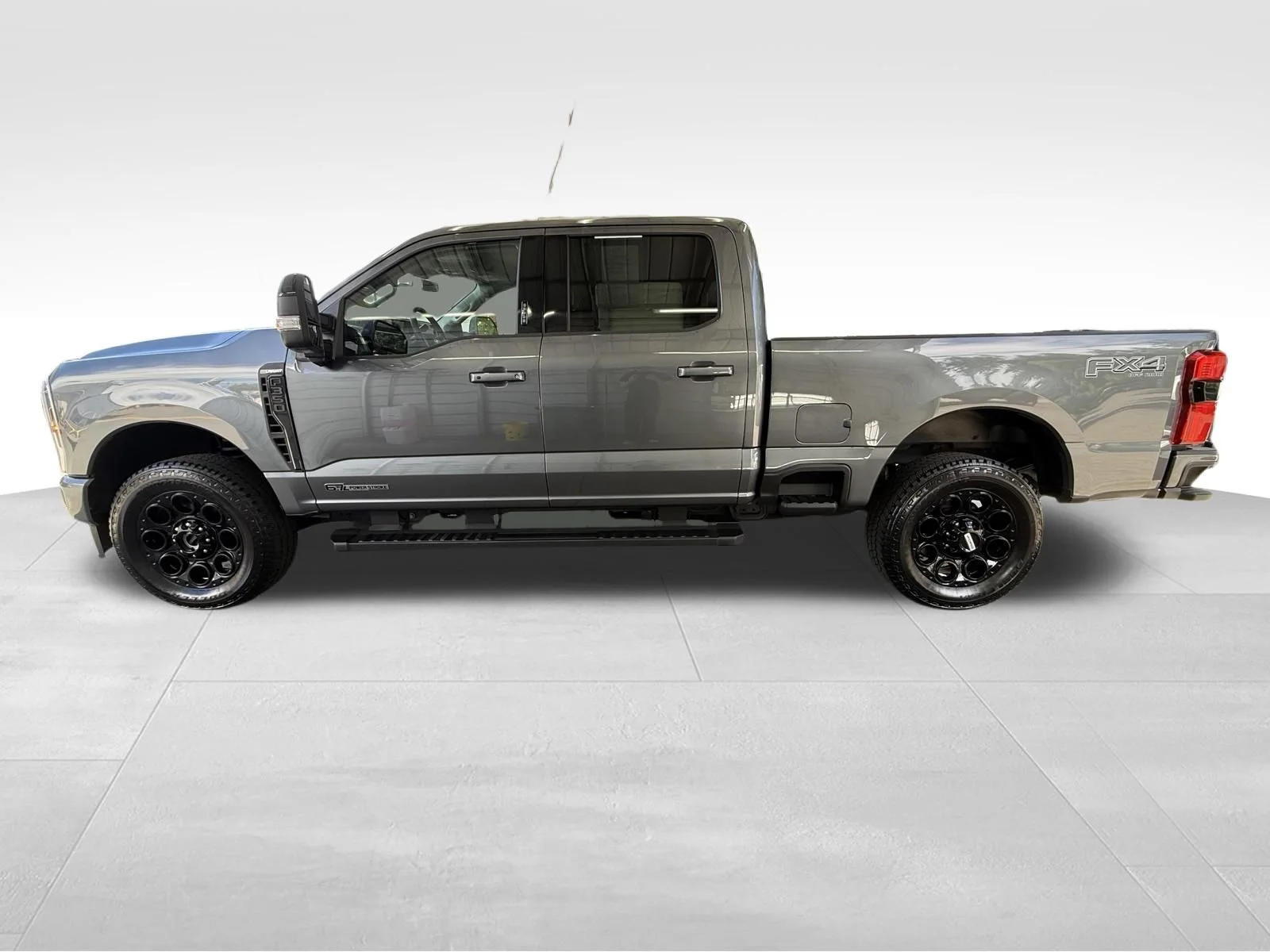 Used 2026 Gray Ford Lariat image 9