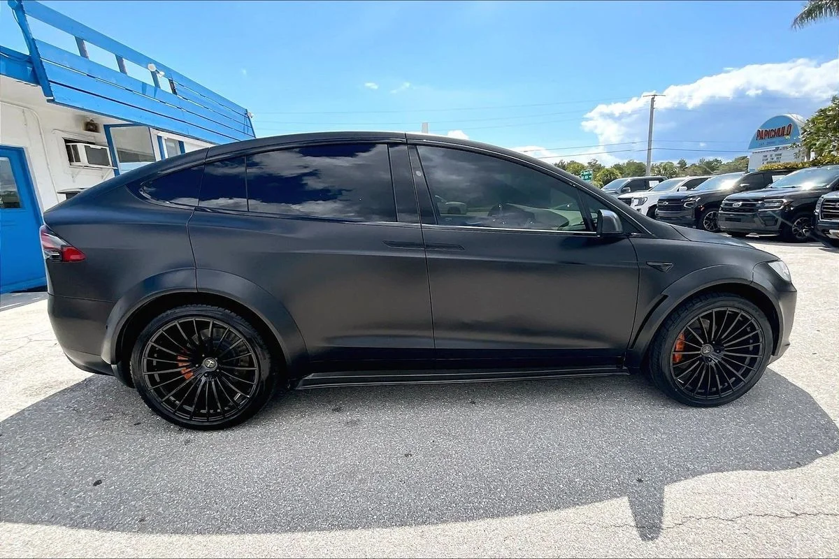 Used 2020  Tesla Performance Dual Motor All-Wheel Drive image 32