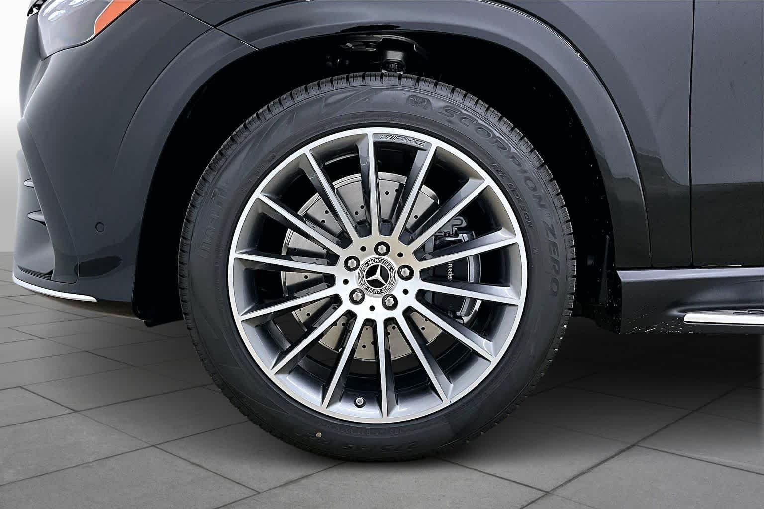 New 2026 Black Mercedes-Benz GLE 350 image 11