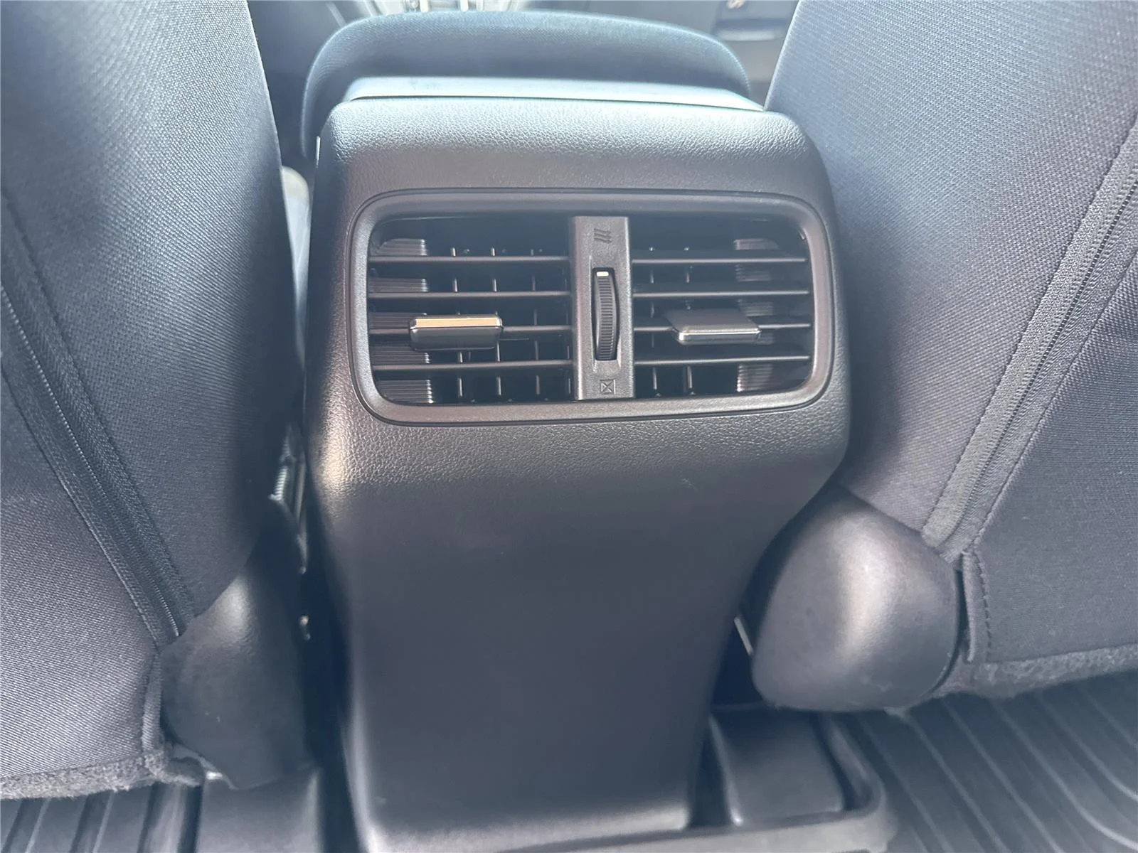Used 2016 Urban Titanium Metallic Honda EX image 33
