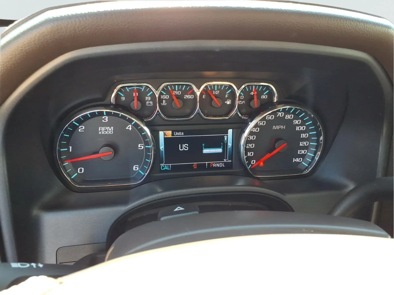 Used 2017 White Frost Tricoat GMC SLT image 20