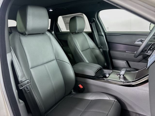 Certified Used 2026 Batumi Gold Land Rover Dynamic SE image 24