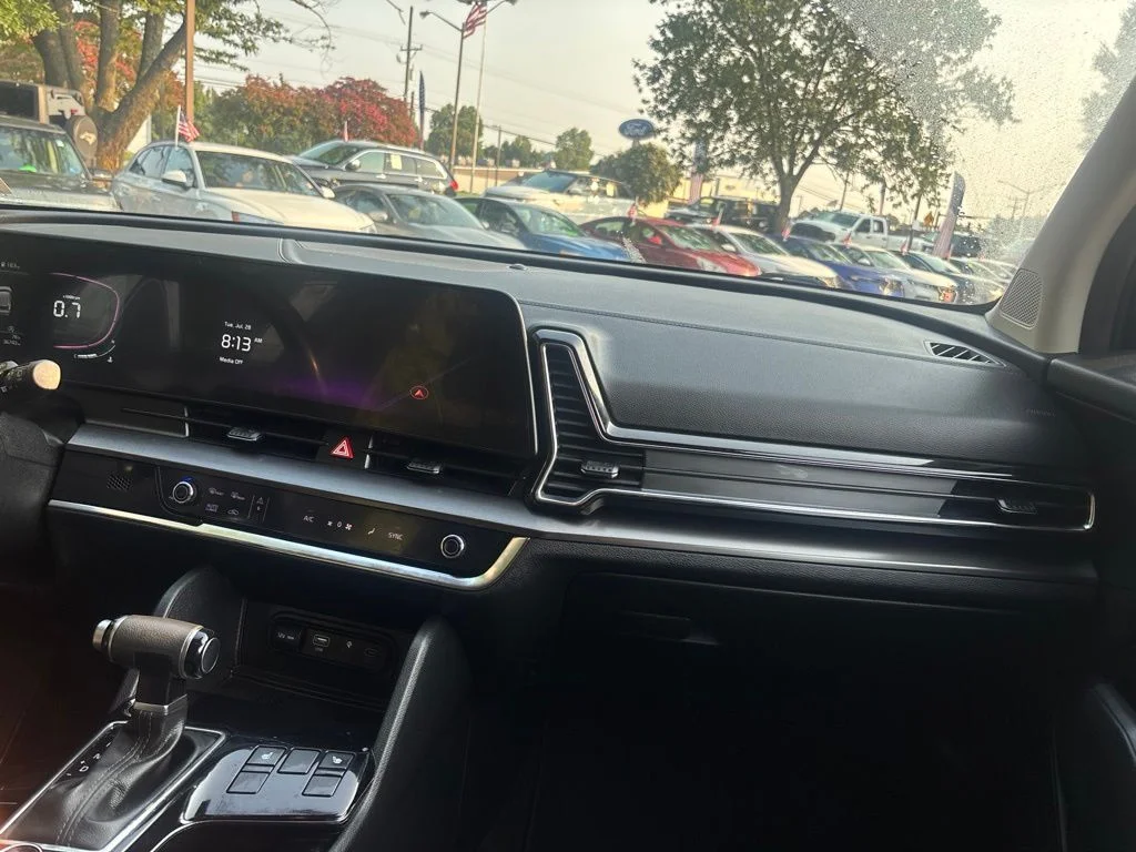 Used 2024 Black Kia EX image 16