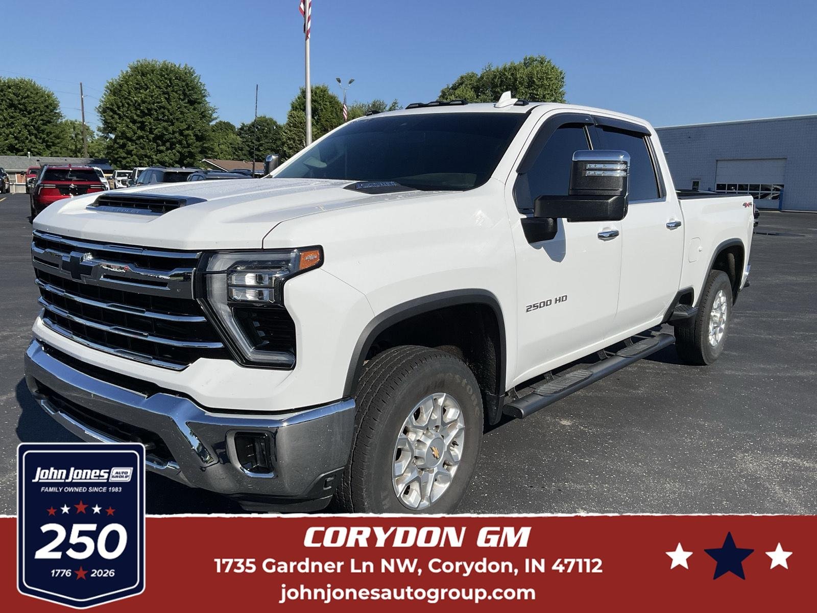 Used 2024  CHEVROLET TRUCK image 1