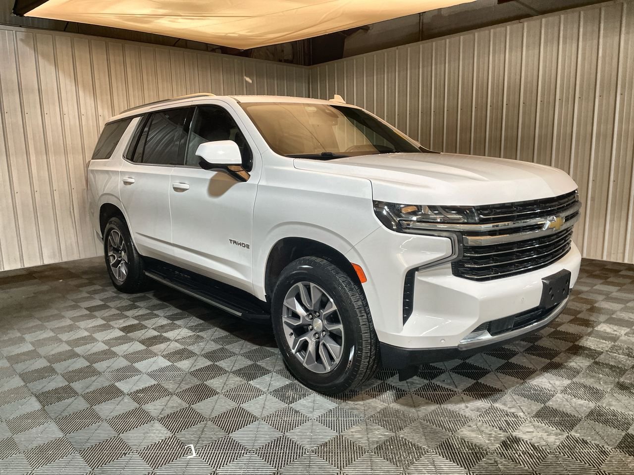 Used 2022 SUMMIT WHITE Chevrolet LT image 25