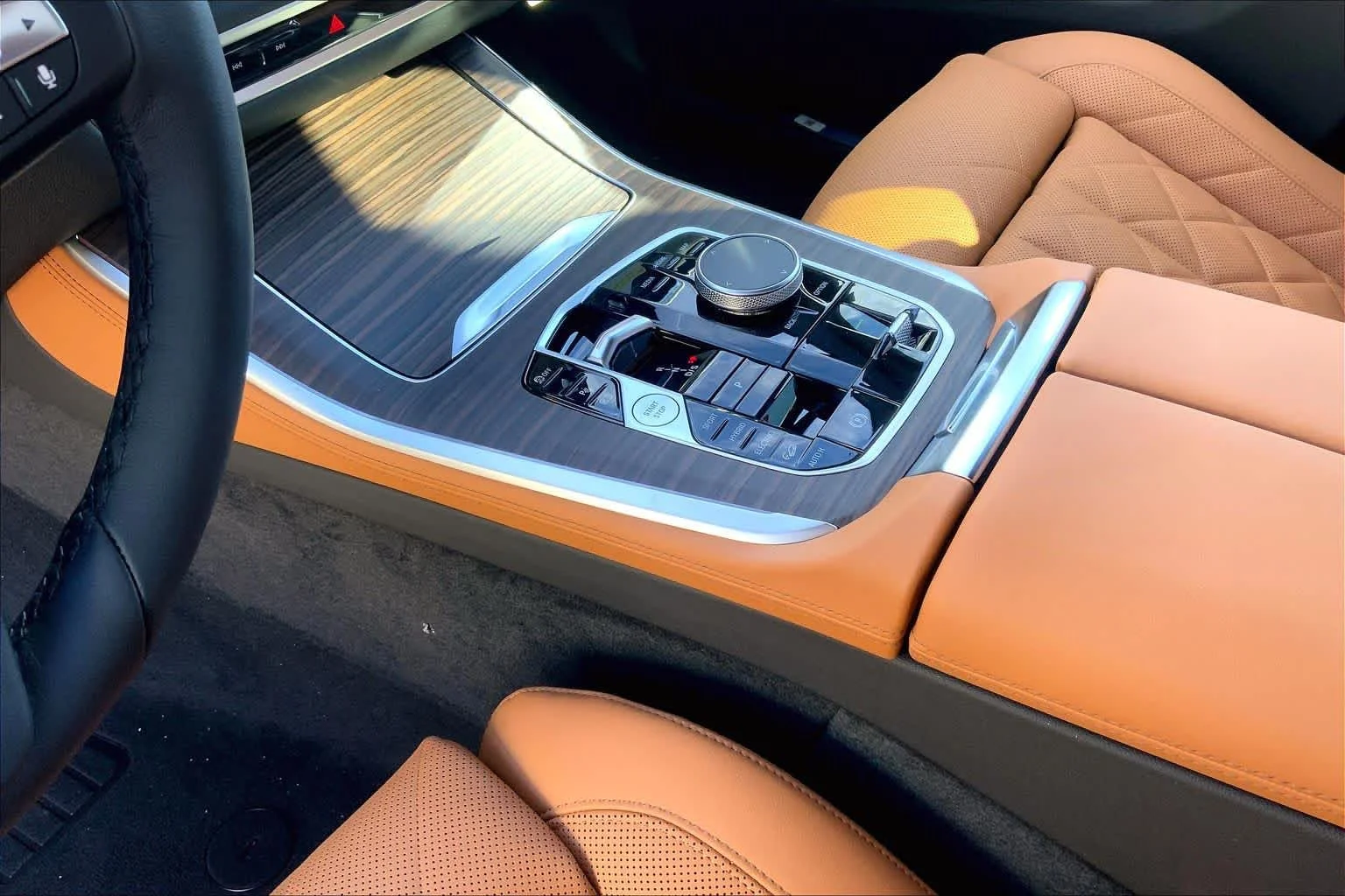 New 2026 Skyscraper Grey Metallic BMW xDrive50e image 7