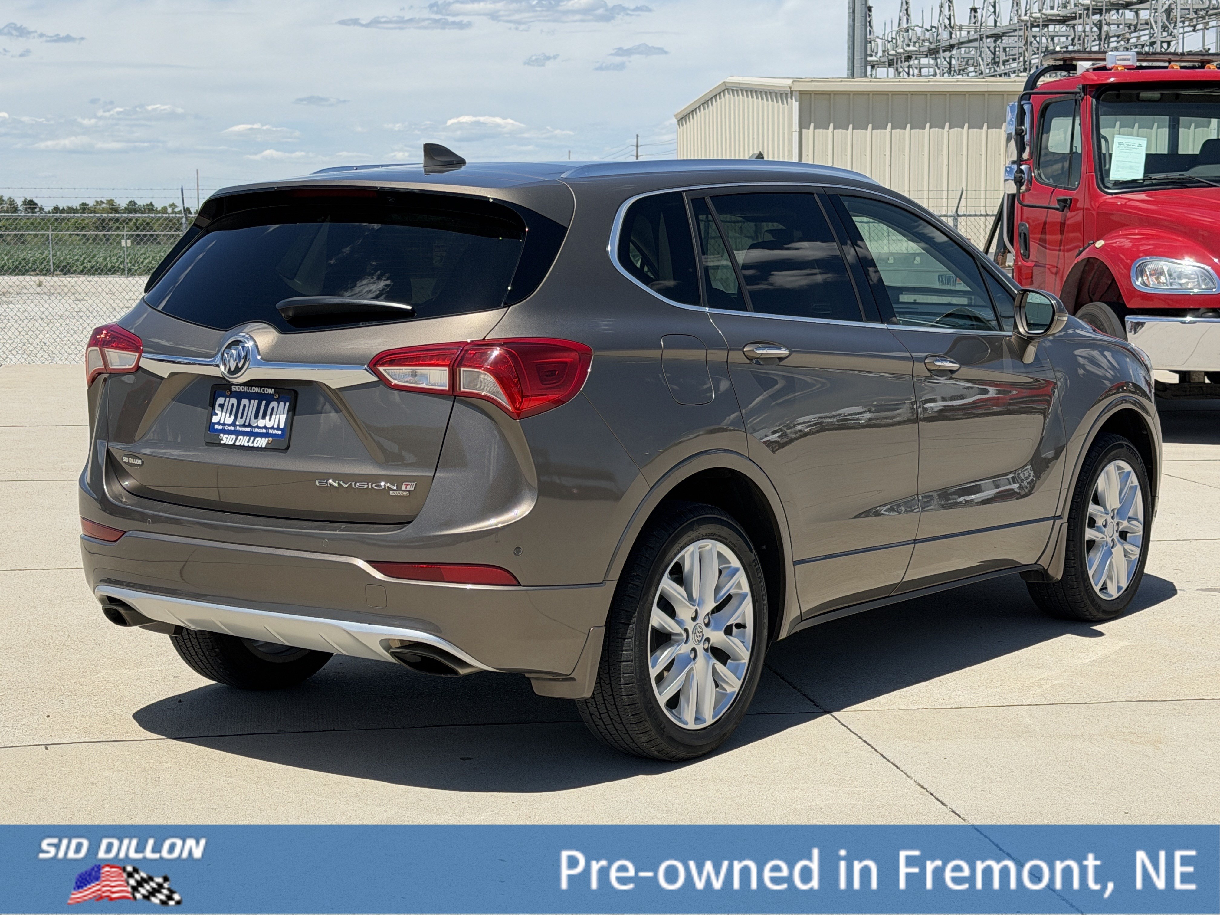 Used 2019 BRONZE ALLOY METALLIC Buick Premium image 4