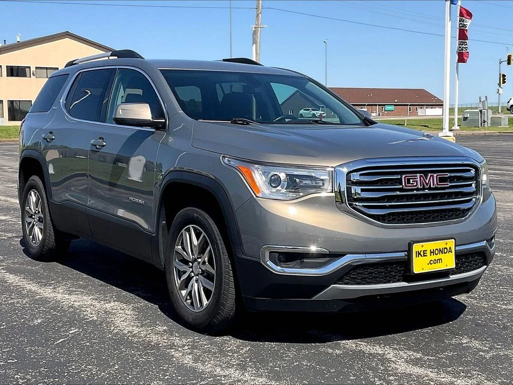 2019 GMC Acadia SLE-2 FWD's photo