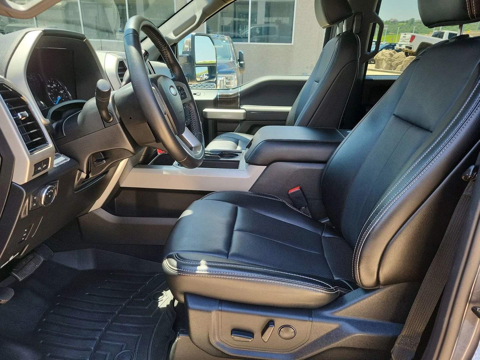 Used 2021 Gray Ford XL image 19