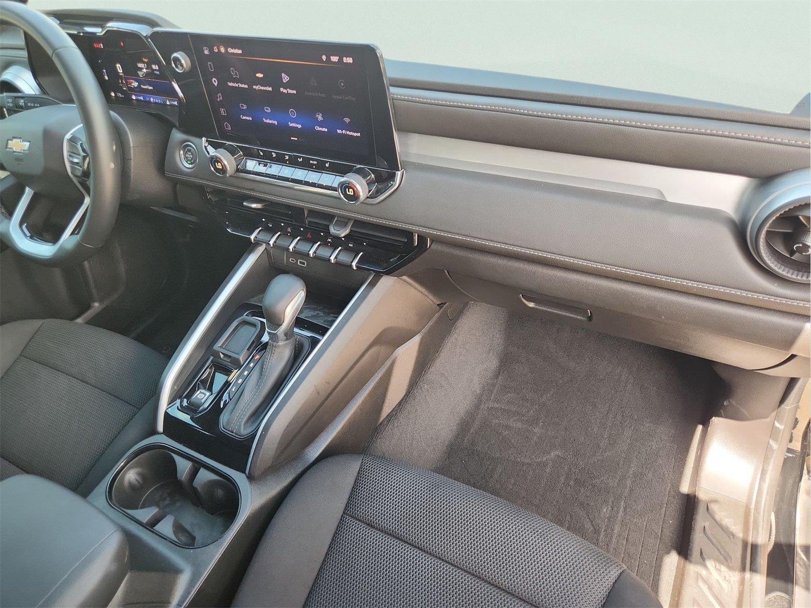 2026 Chevrolet Colorado LT - Photo 21